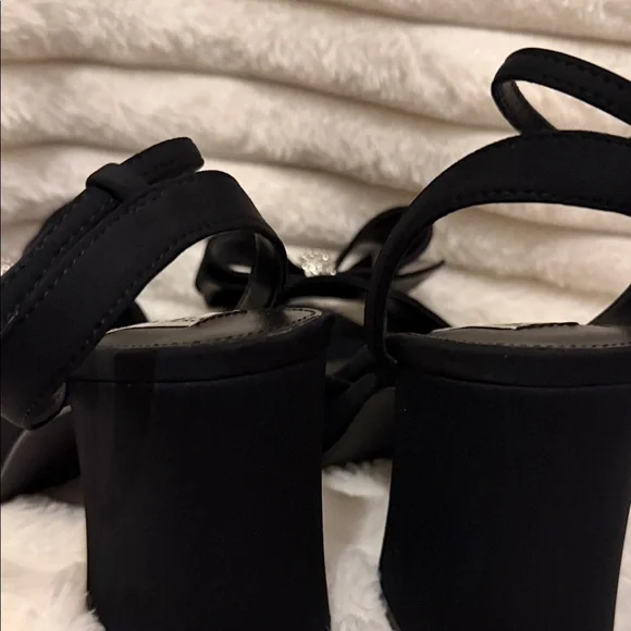 Steve Madden Black Heels with Bow and Rhinestones - Picture 6 of 8